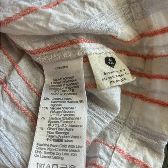 Fun button down shirt from Madewell - Picture 3 of 3